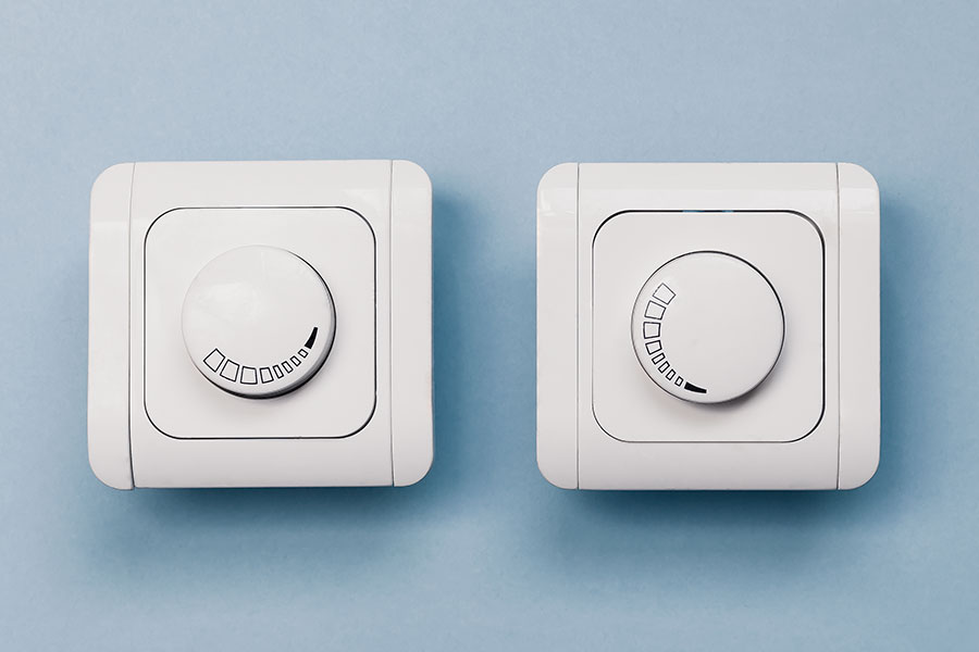 Lampa låter dimmer Lampa låter dimmer